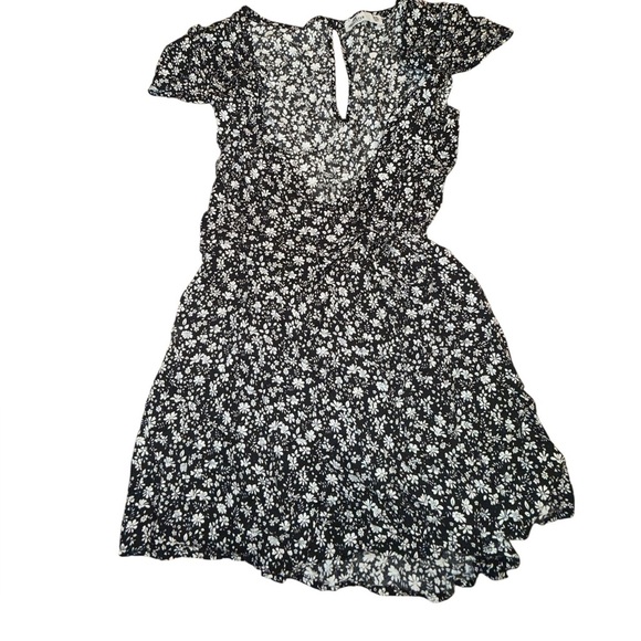 Hollister Black and White Floral Mini Dress - Picture 2 of 5